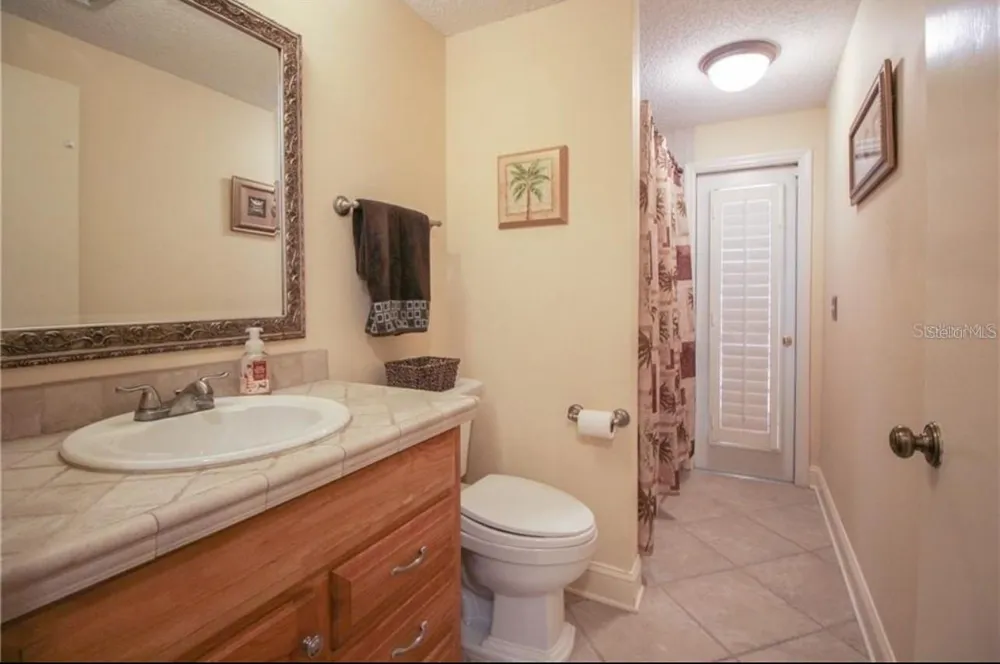 3992 JENITA DR Palm Harbor, FL 34685