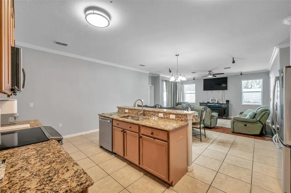 4476 CREEKSIDE DRIVE Mulberry, FL 33860