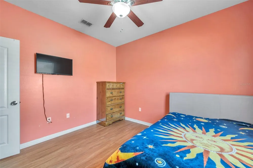 4476 CREEKSIDE DRIVE Mulberry, FL 33860