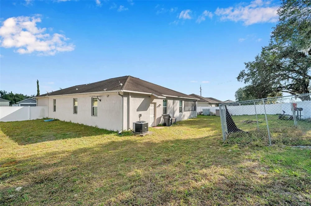 4476 CREEKSIDE DRIVE Mulberry, FL 33860