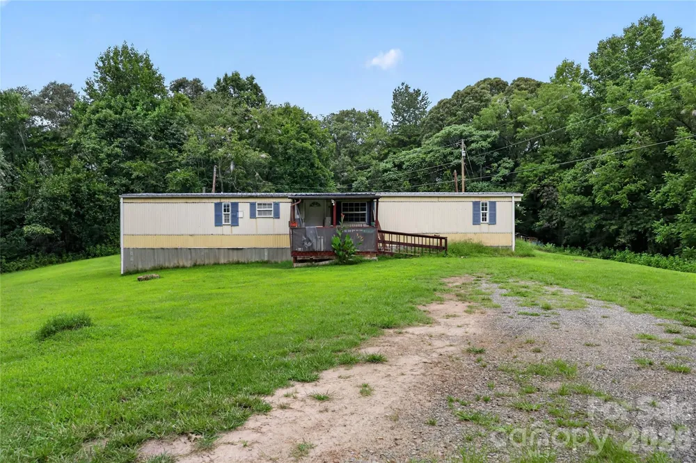 5146 Gross Road Hickory, NC 28602