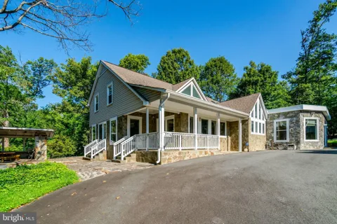 3714 HUMMER ROAD
