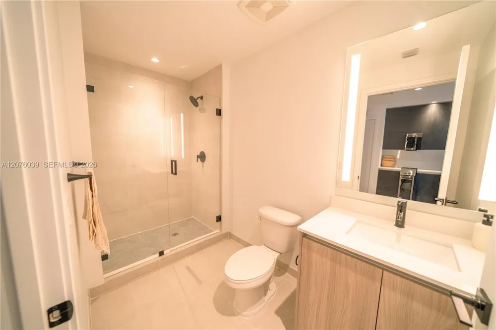 176 NW 25th St #449 Miami, FL 33127