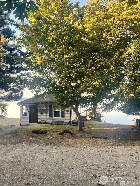 5590 E State Route 302