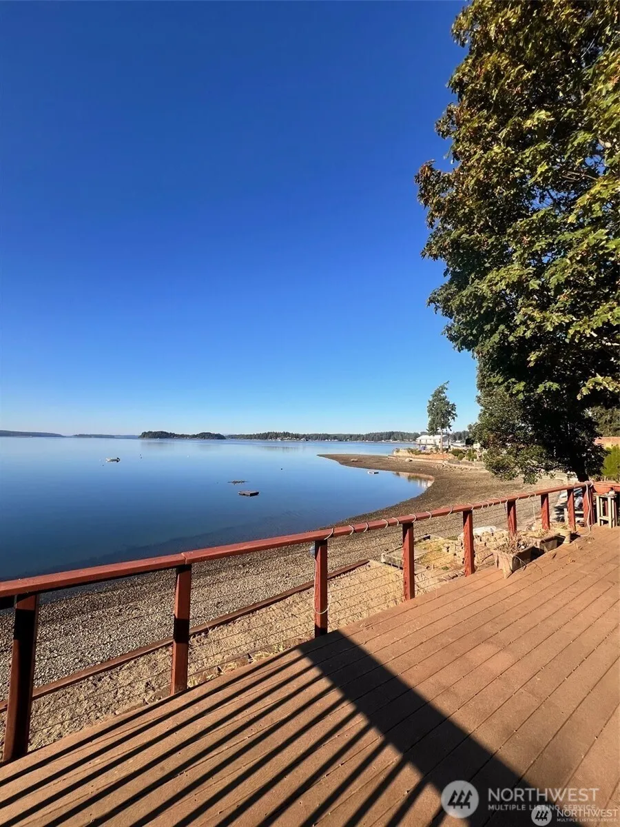 5590 E State Route 302 Belfair, WA 98528