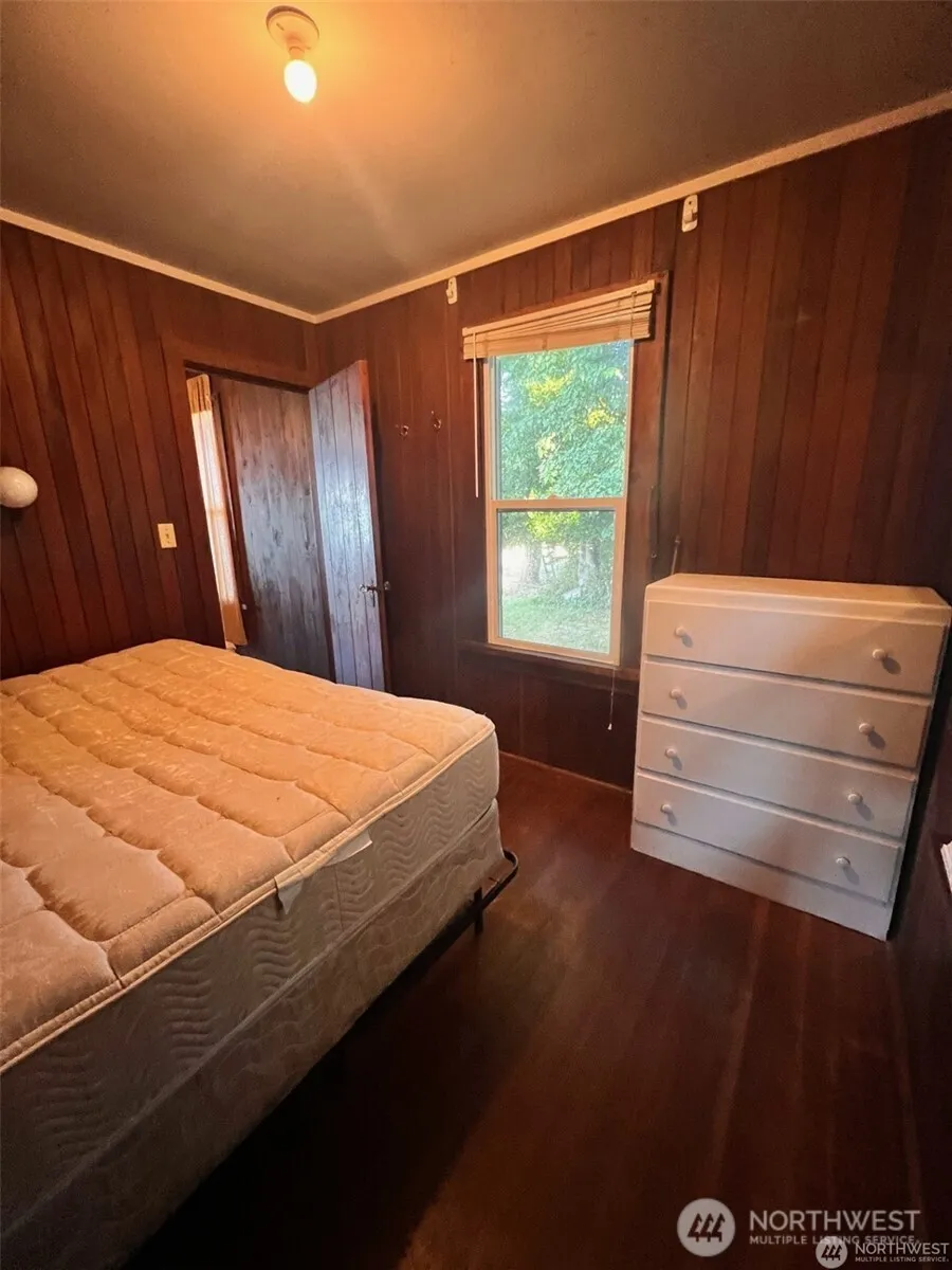 5590 E State Route 302 Belfair, WA 98528