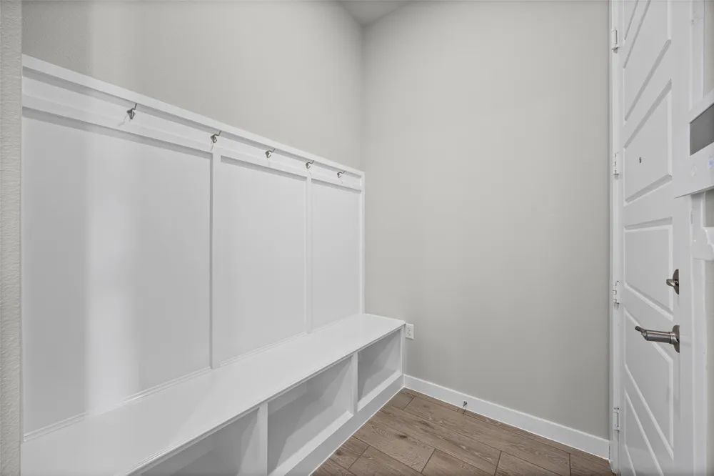 8317 Donnelley Drive Austin, TX 78744