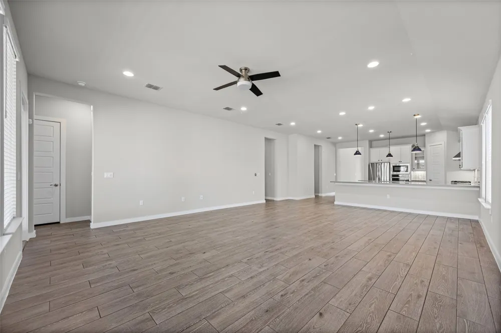 8317 Donnelley Drive Austin, TX 78744