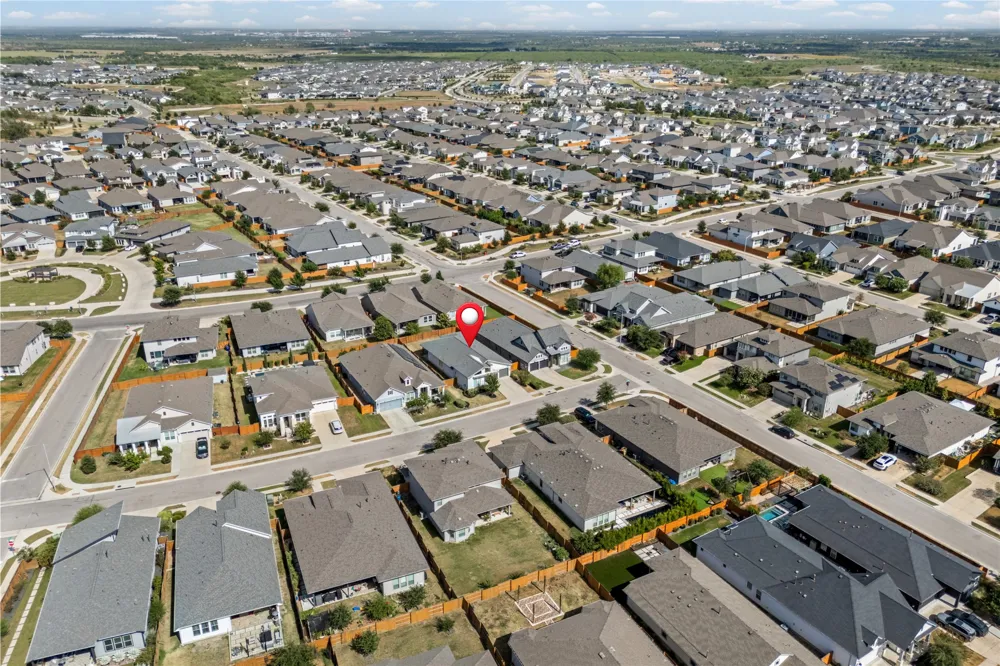 8317 Donnelley Drive Austin, TX 78744