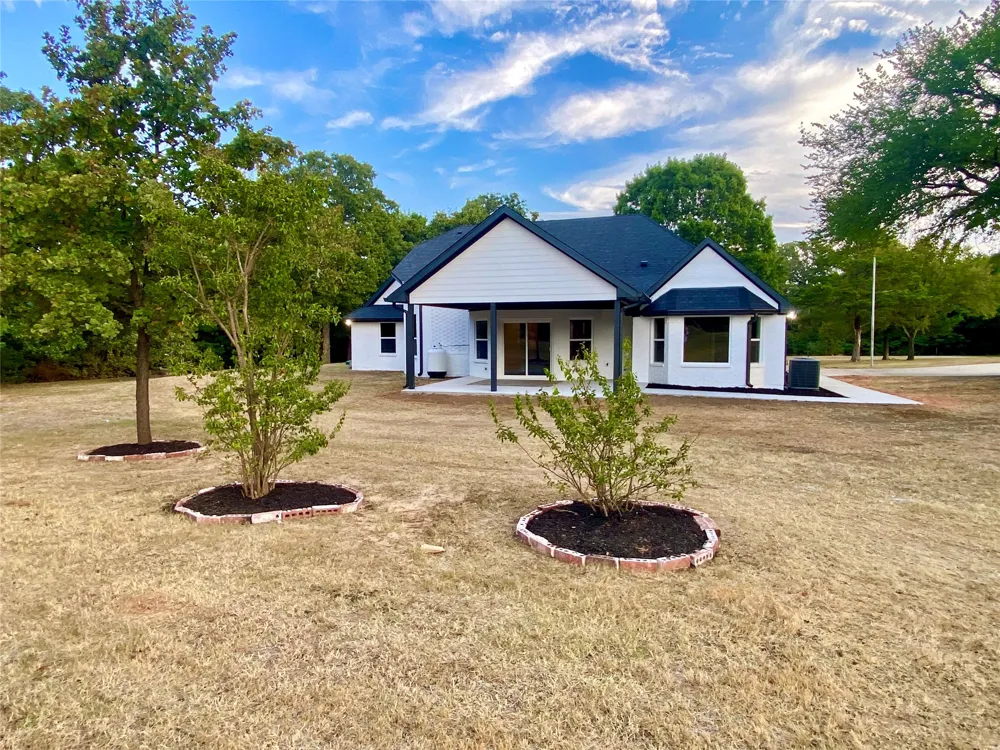 4855 Woodlawn Road Sherman, TX 75090