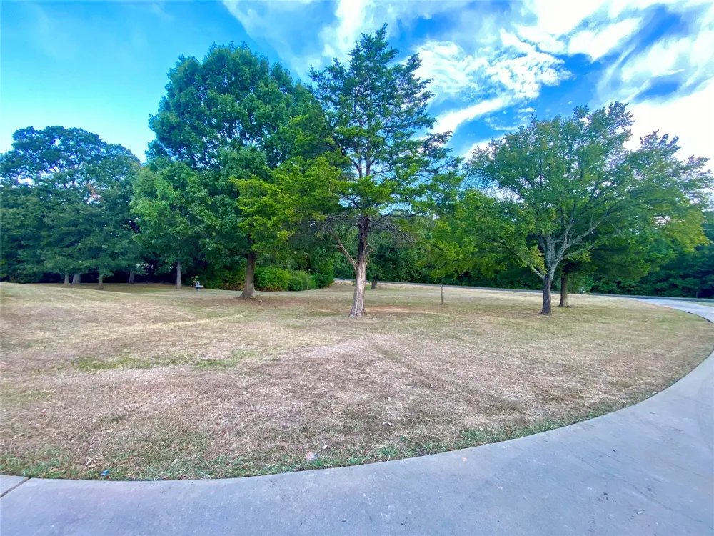 4855 Woodlawn Road Sherman, TX 75090