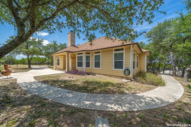 1270 HERITAGE HL Canyon Lake, TX 78133