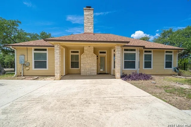 1270 HERITAGE HL Canyon Lake, TX 78133