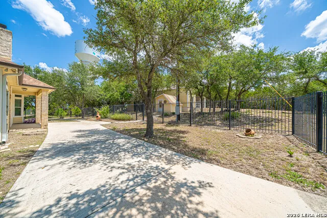 1270 HERITAGE HL Canyon Lake, TX 78133