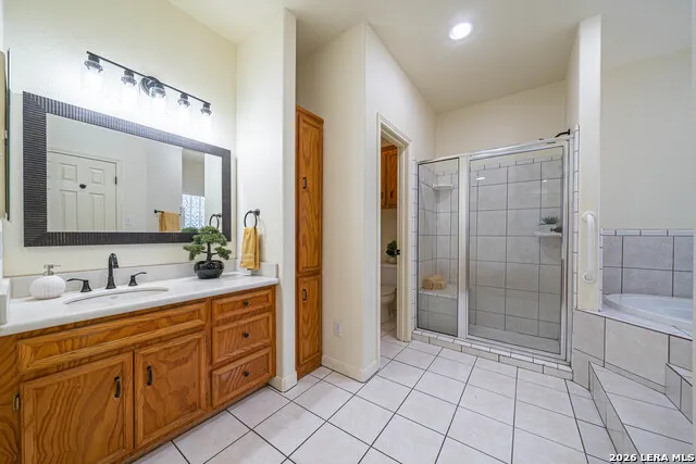 1270 HERITAGE HL Canyon Lake, TX 78133