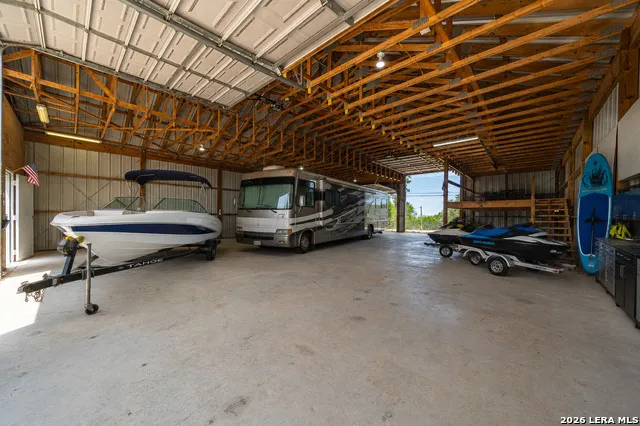 1270 HERITAGE HL Canyon Lake, TX 78133