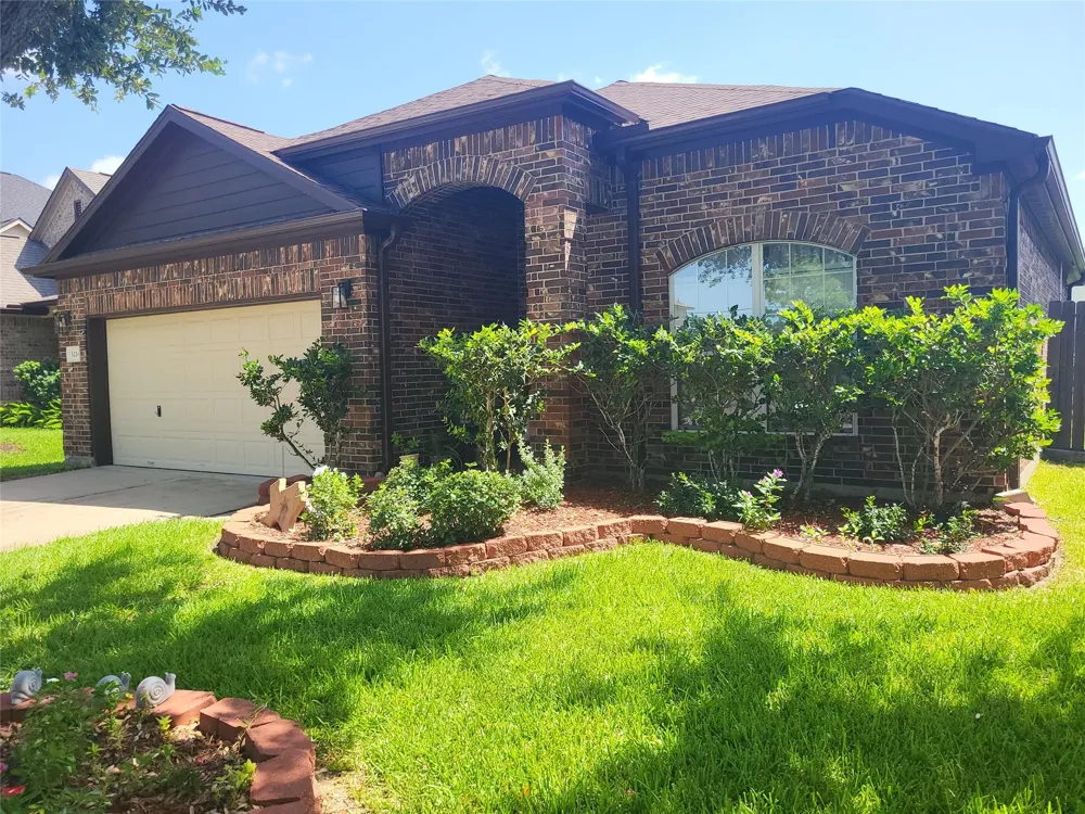 3214 Lone Trail Drive NW Texas City, TX 77591