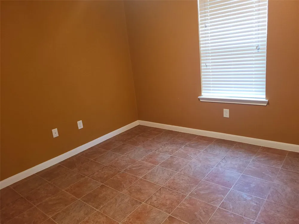 3214 Lone Trail Drive NW Texas City, TX 77591