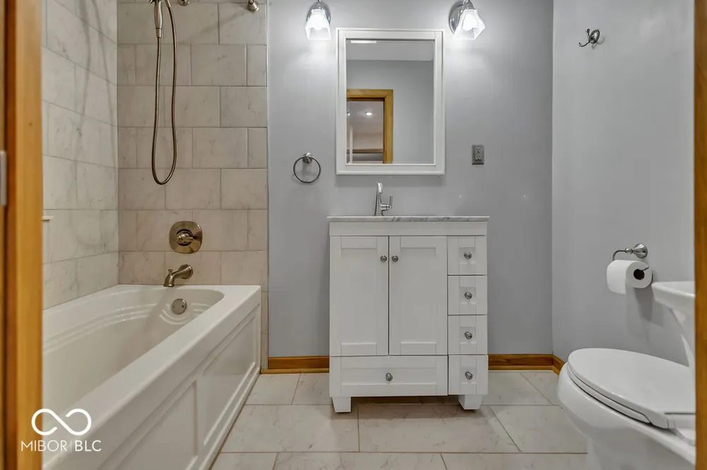 4585 E Robinson Road Bloomington, IN 47408