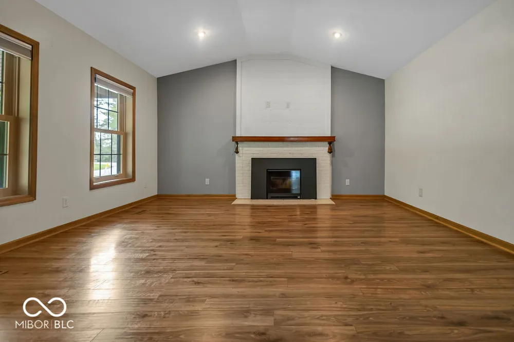 4585 E Robinson Road Bloomington, IN 47408