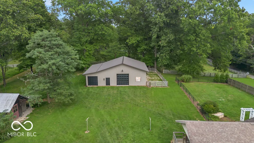 4585 E Robinson Road Bloomington, IN 47408