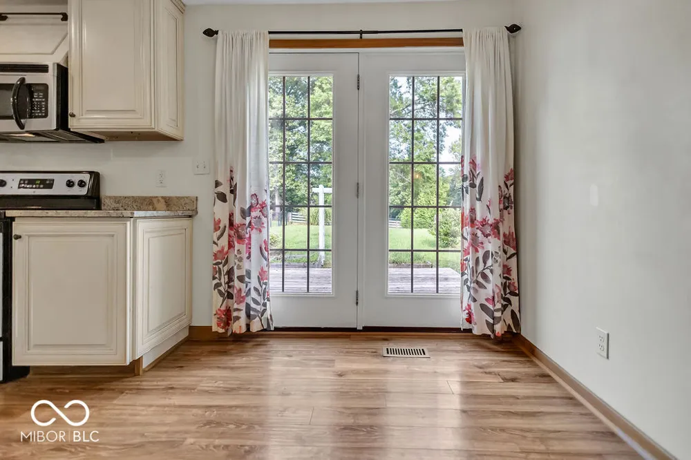 4585 E Robinson Road Bloomington, IN 47408