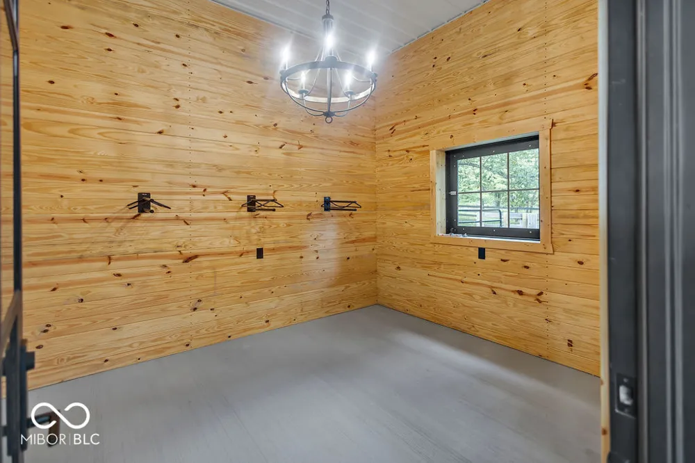4585 E Robinson Road Bloomington, IN 47408