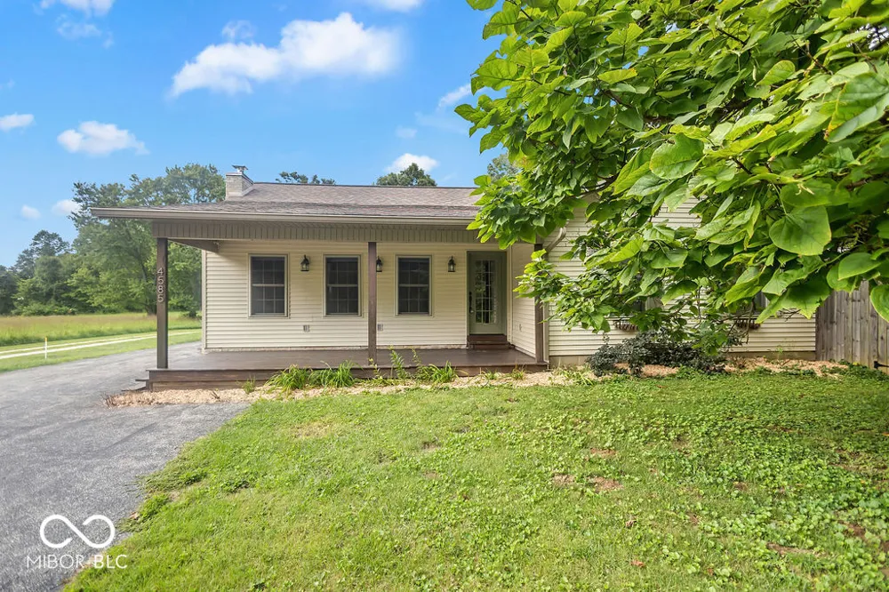 4585 E Robinson Road Bloomington, IN 47408