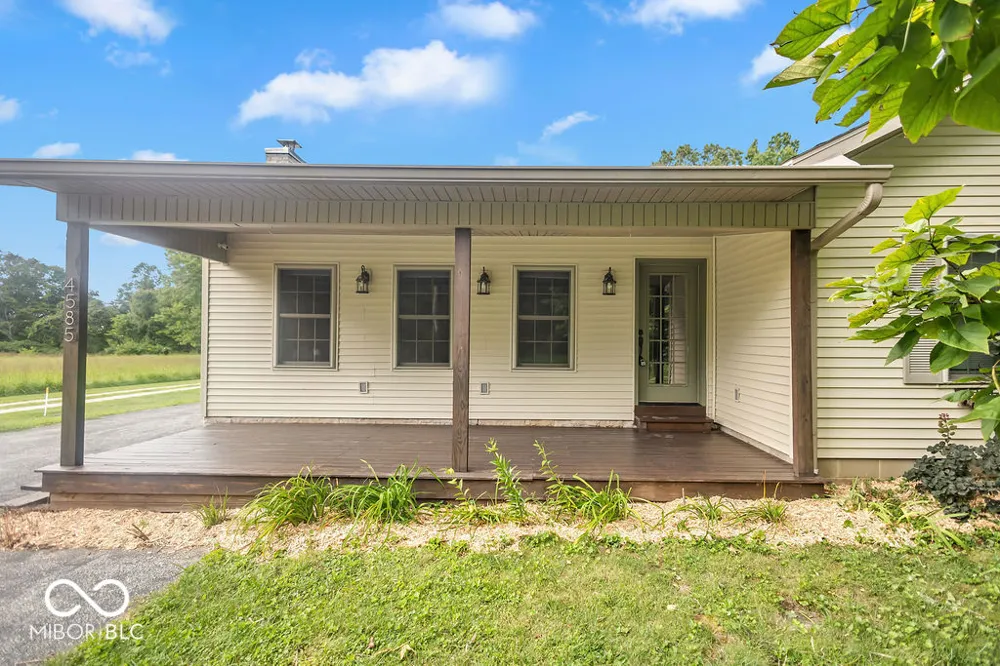 4585 E Robinson Road Bloomington, IN 47408