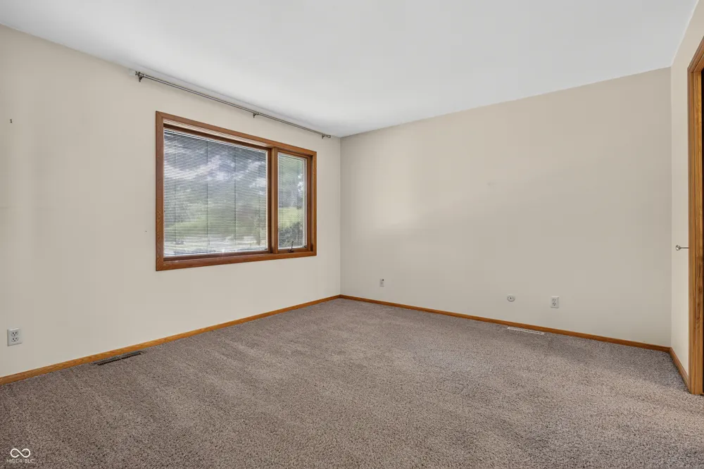 3177 Sycamore Drive #5A Columbus, IN 47203