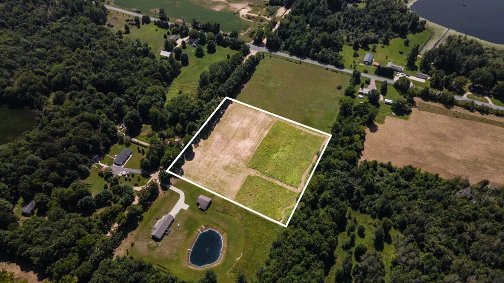 4444 47 1/2 Street Grand Junction, MI 49056