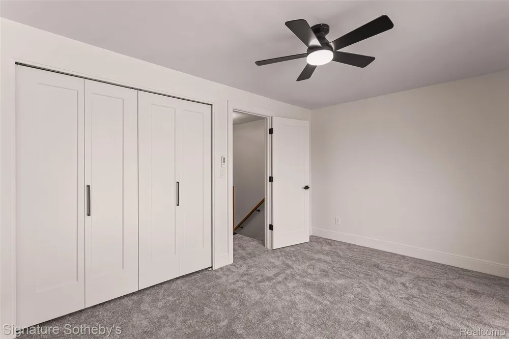 28448 Universal Warren City, MI 48092