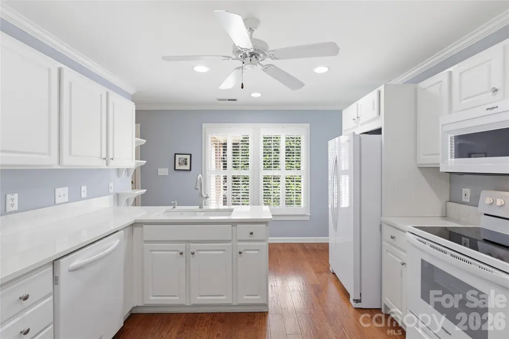 18 Creekside Way Asheville, NC 28804