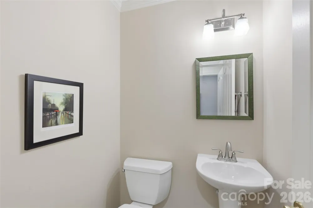 18 Creekside Way Asheville, NC 28804