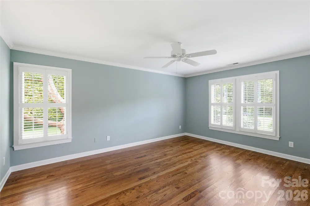 18 Creekside Way Asheville, NC 28804