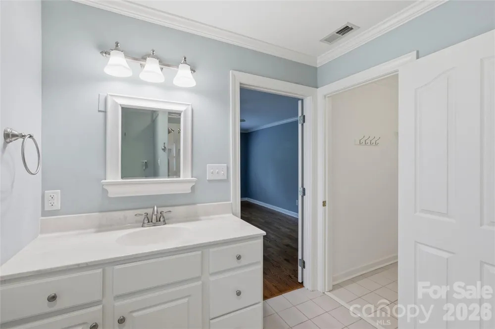 18 Creekside Way Asheville, NC 28804