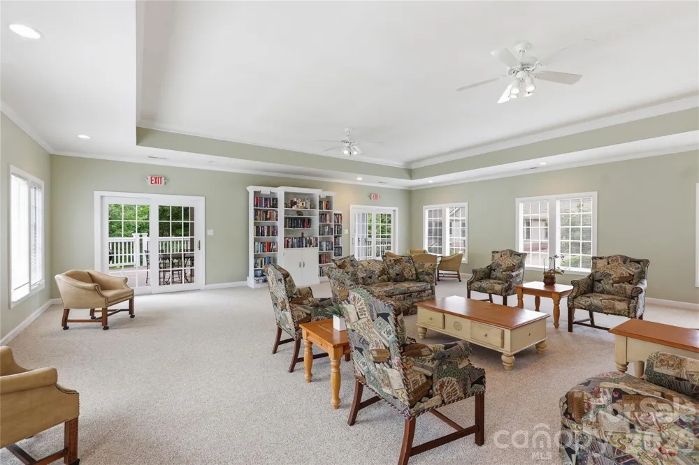 18 Creekside Way Asheville, NC 28804