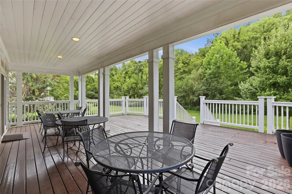 18 Creekside Way Asheville, NC 28804