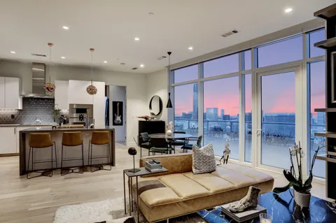 4521 San Felipe Street #1804