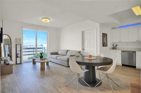 3500 Coral Way #1010