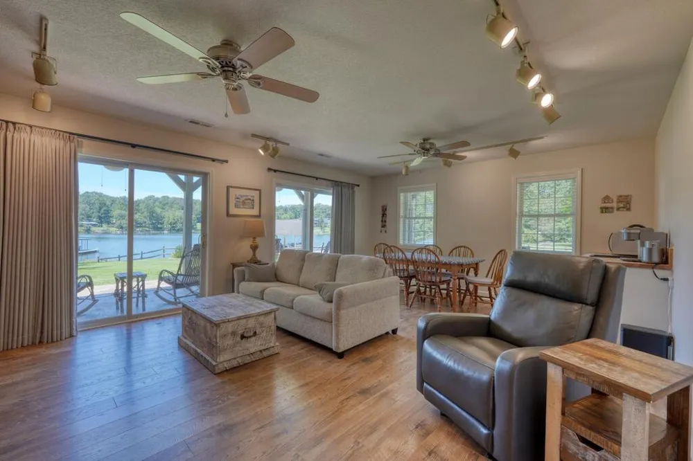 30 Shores Drive Hayesville, NC 28904