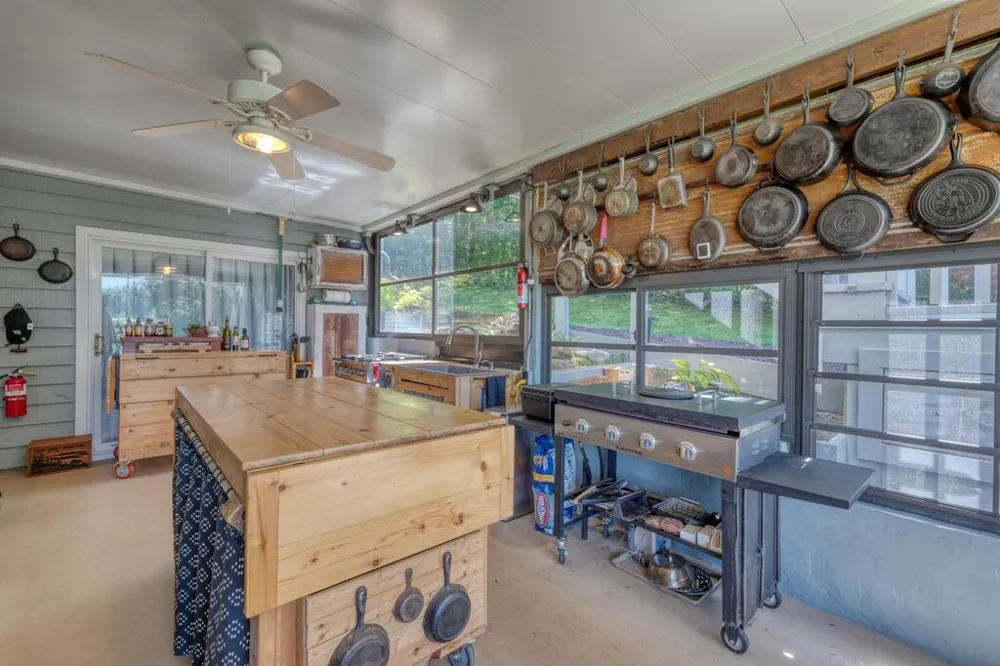 30 Shores Drive Hayesville, NC 28904