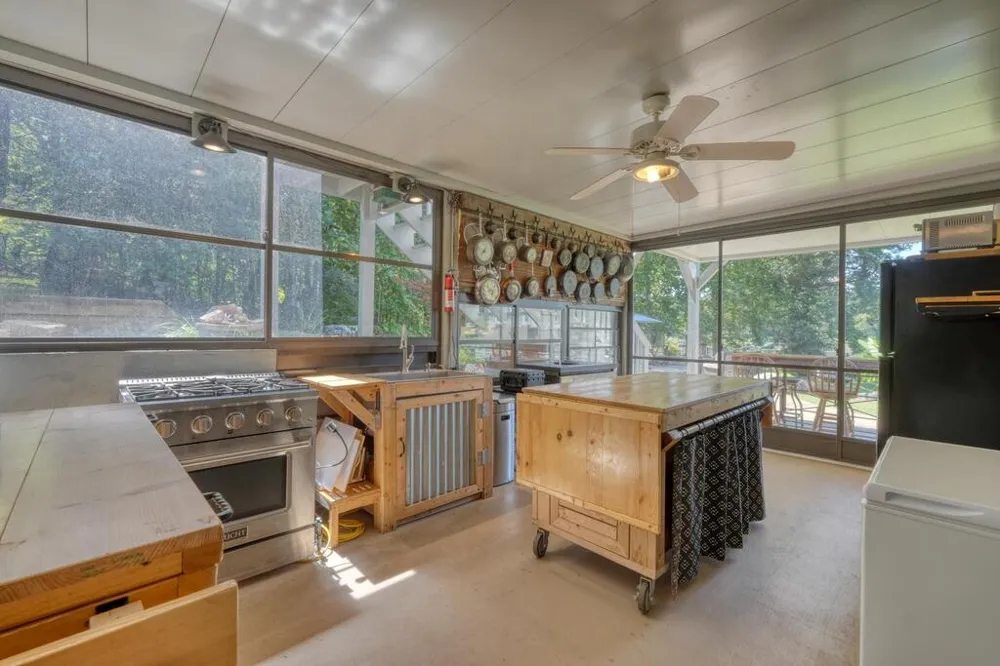 30 Shores Drive Hayesville, NC 28904