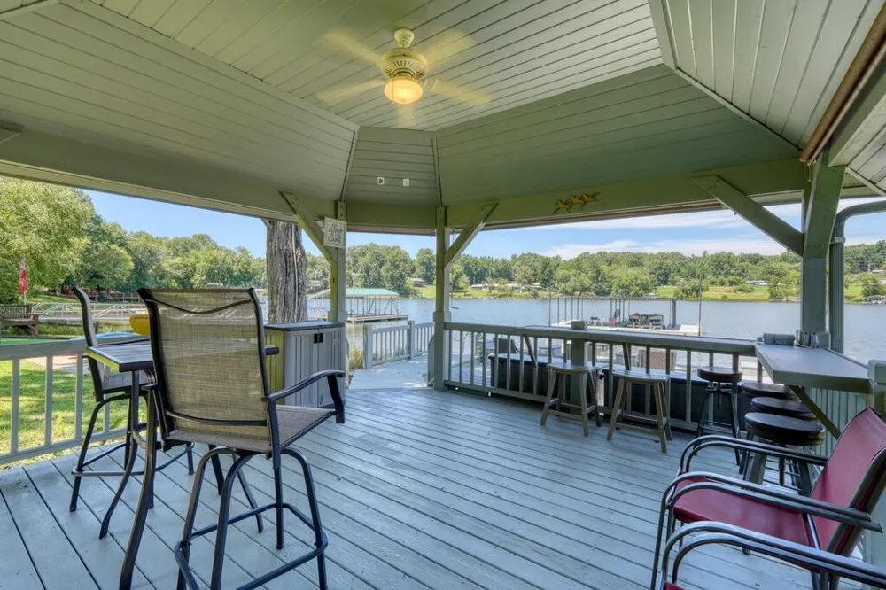 30 Shores Drive Hayesville, NC 28904