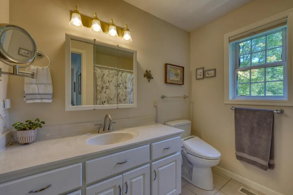 30 Shores Drive Hayesville, NC 28904