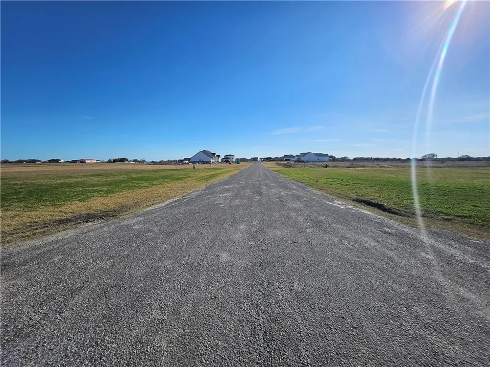 17 CR 2226 CIRCLE Taft, TX 78390