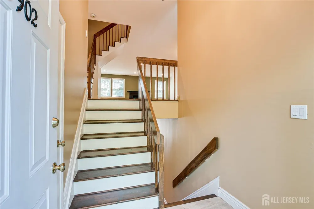 3902 Spring Brook Drive Edison, NJ 08820