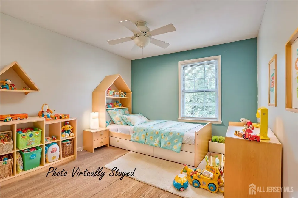 3902 Spring Brook Drive Edison, NJ 08820