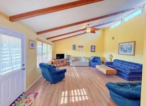 209 Crest Drive Kingsland, TX 78639