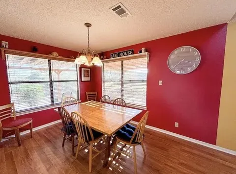 209 Crest Drive Kingsland, TX 78639